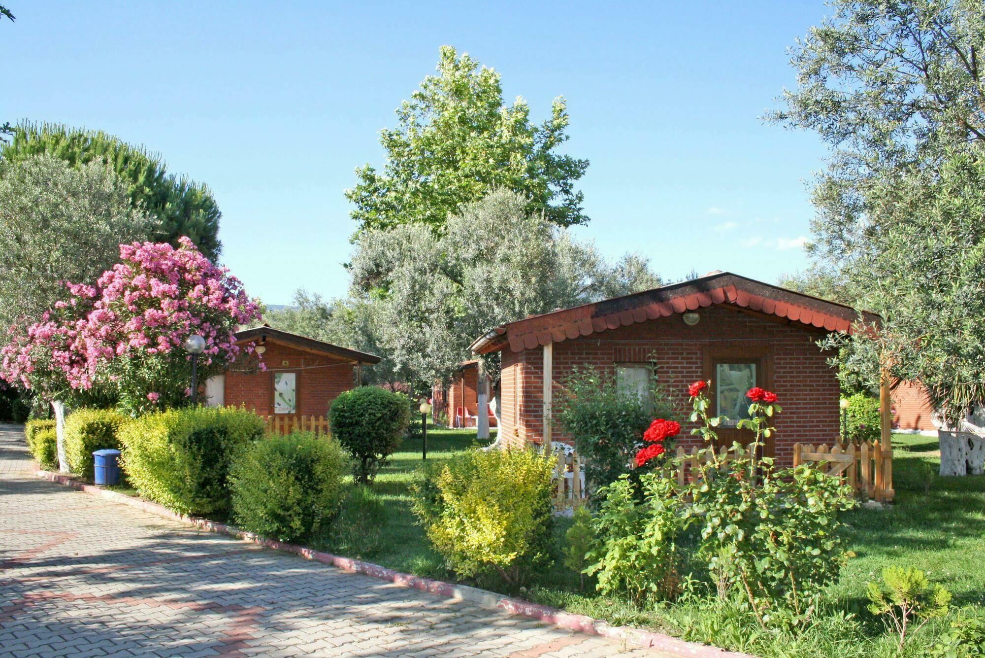 Kervan Tatil Koyu Едремит Екстериор снимка