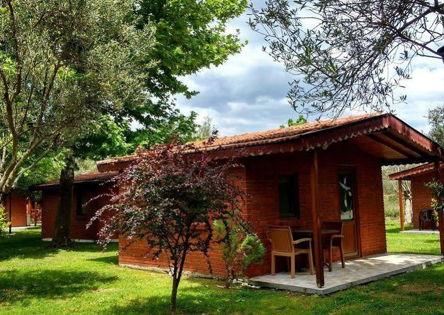 Kervan Tatil Koyu Едремит Екстериор снимка